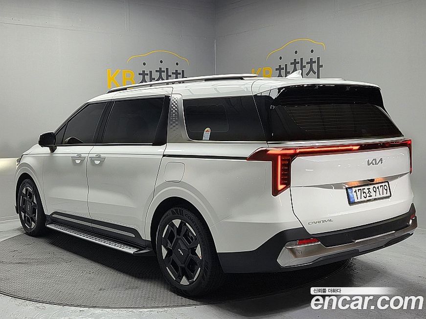 Kia Canival 2025