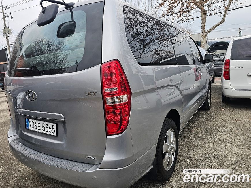 Hyundai Starex 2020