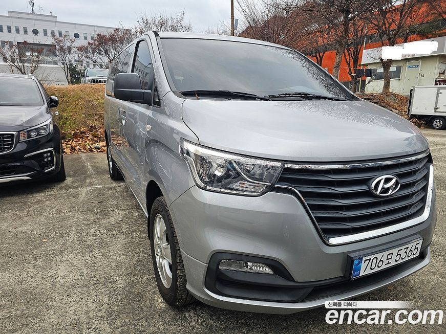 Hyundai Starex 2020