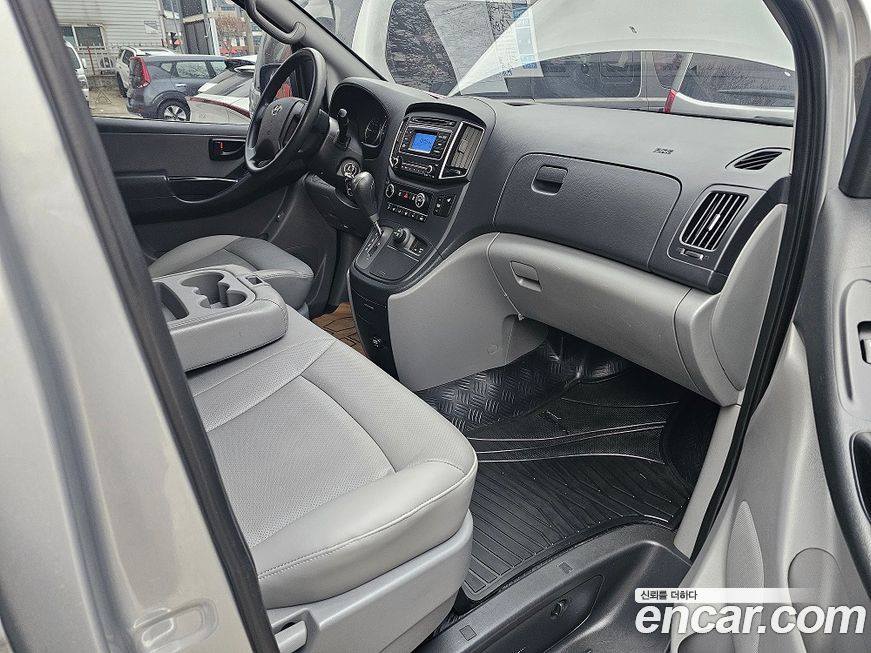 Hyundai Starex 2020
