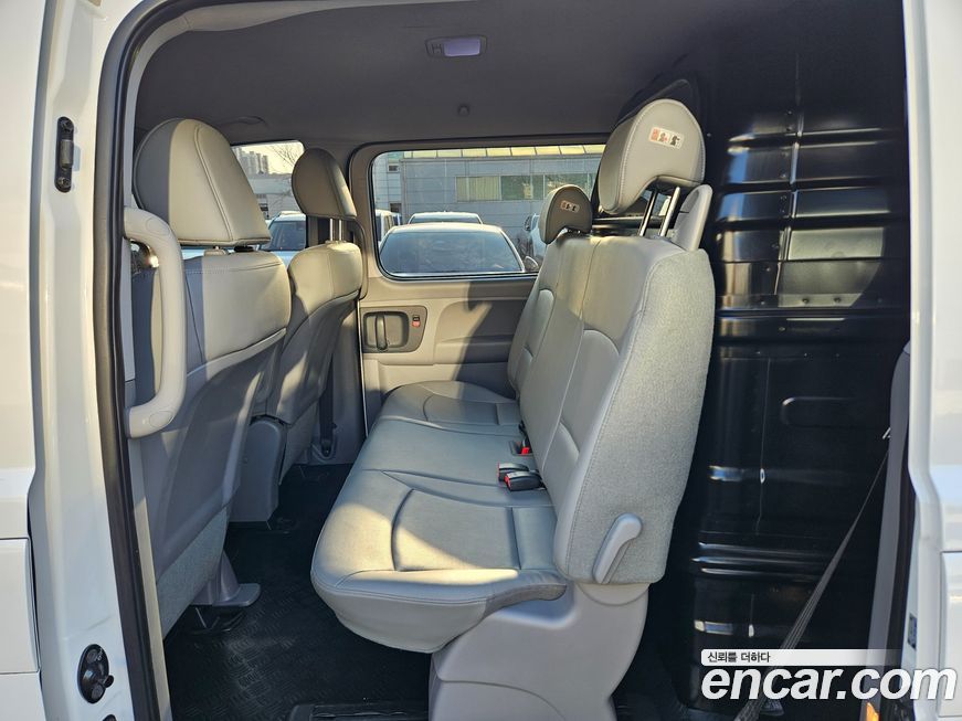 Hyundai Starex 2019
