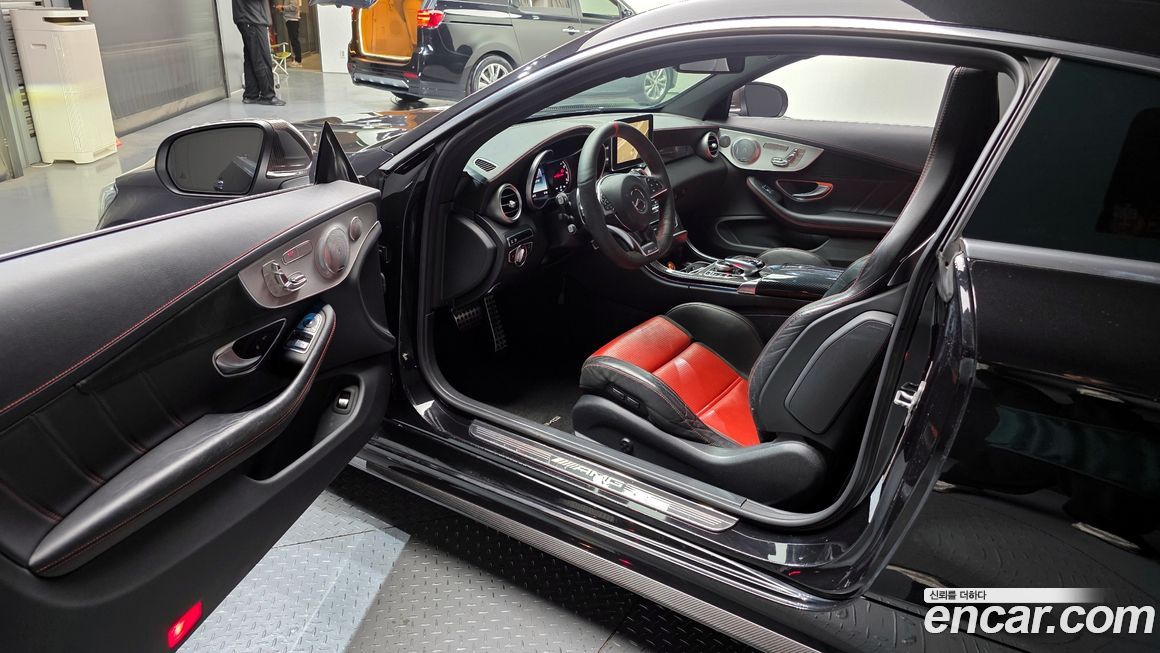 Mercedes-Benz C-Class 2017