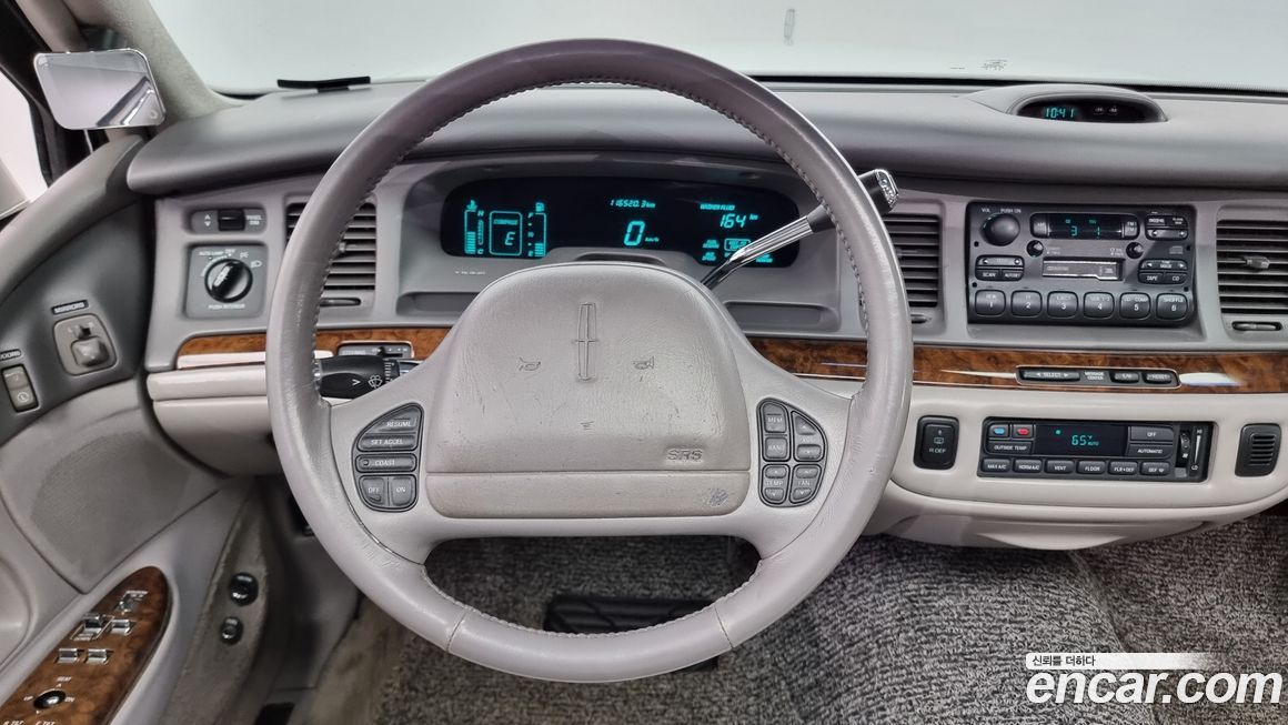 Lincoln Town Car 1997