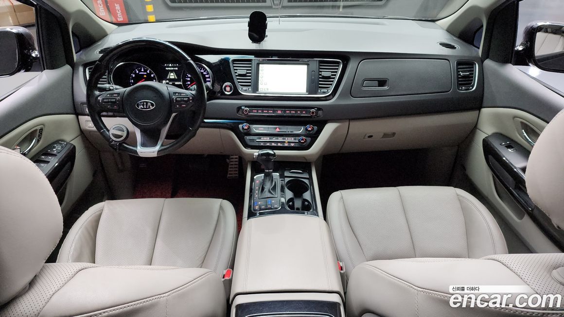 Kia Canival 2016