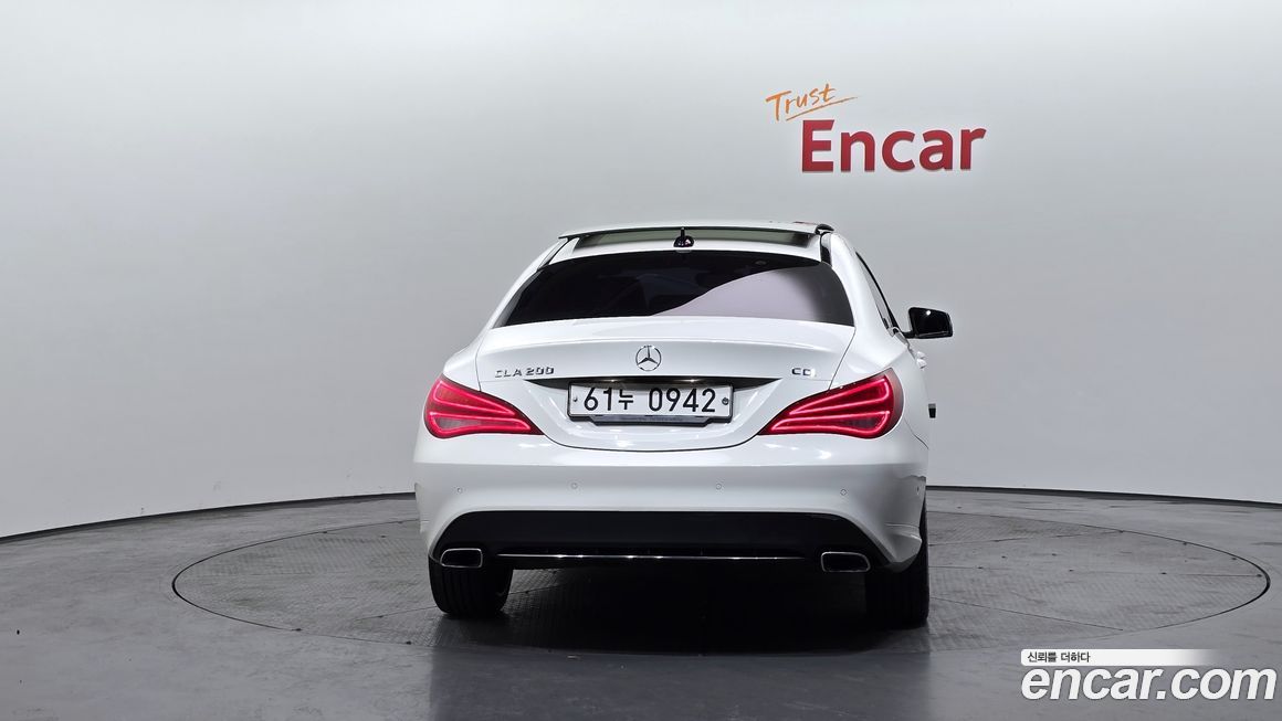 Mercedes-Benz CLA-Class 2015