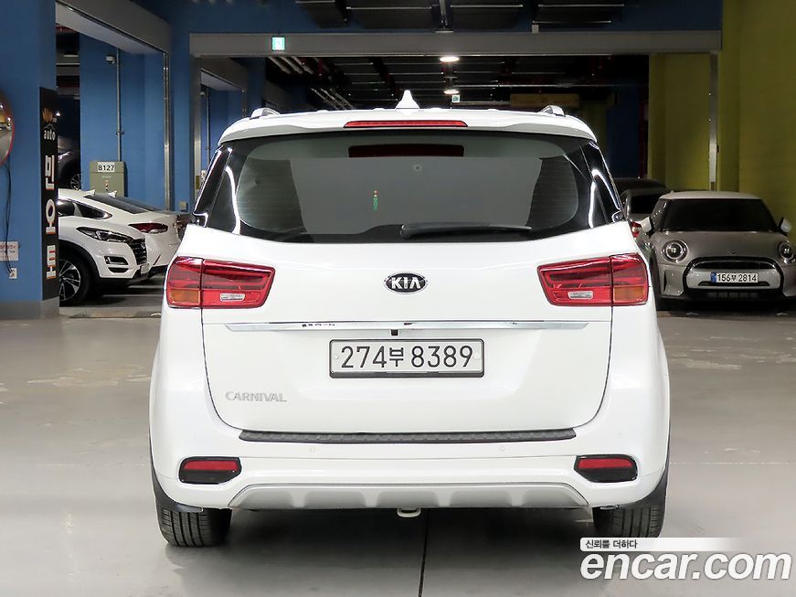 Kia Canival 2020