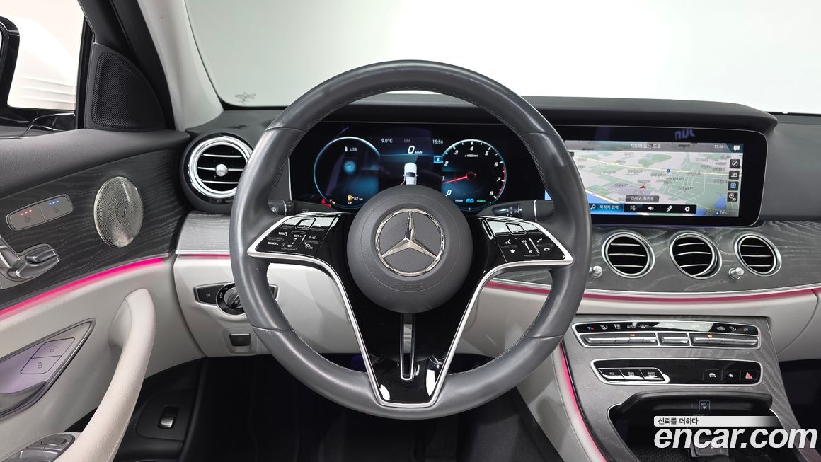 Mercedes-Benz E-Class 2023