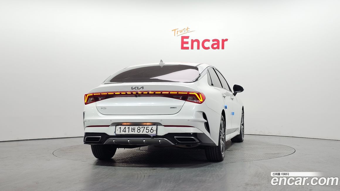 Kia K5 2023
