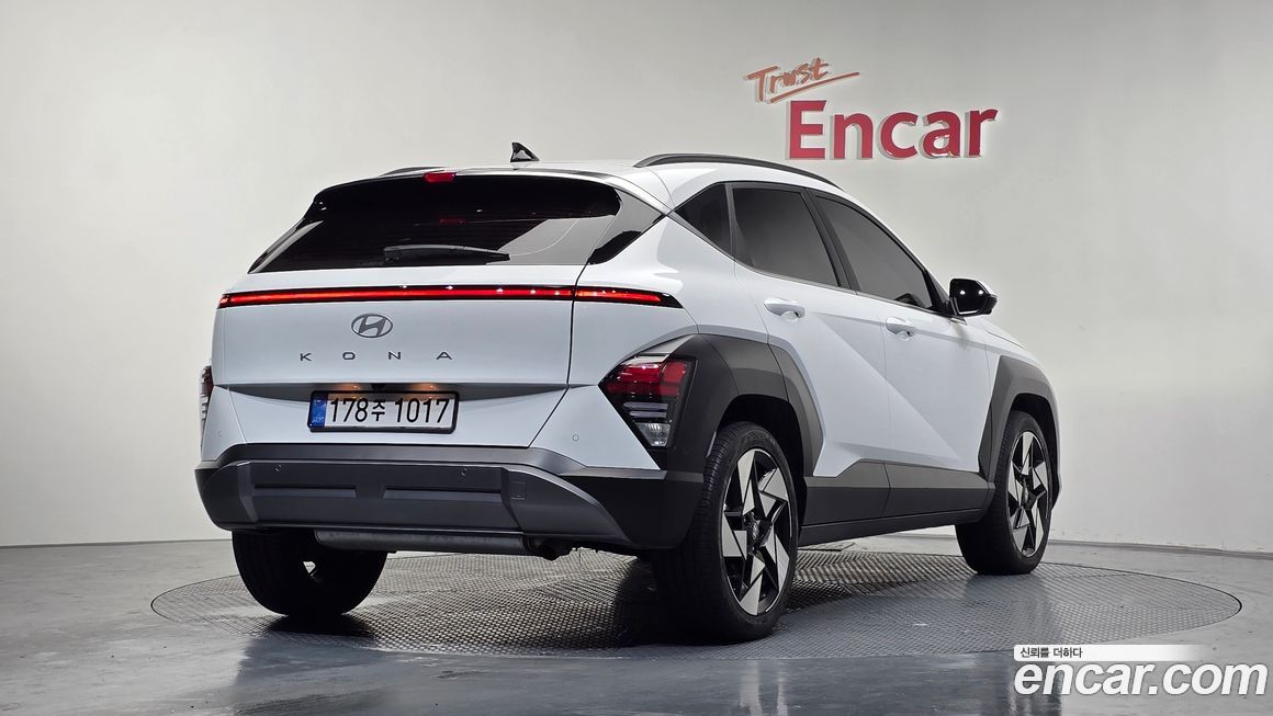 Hyundai Kona 2025