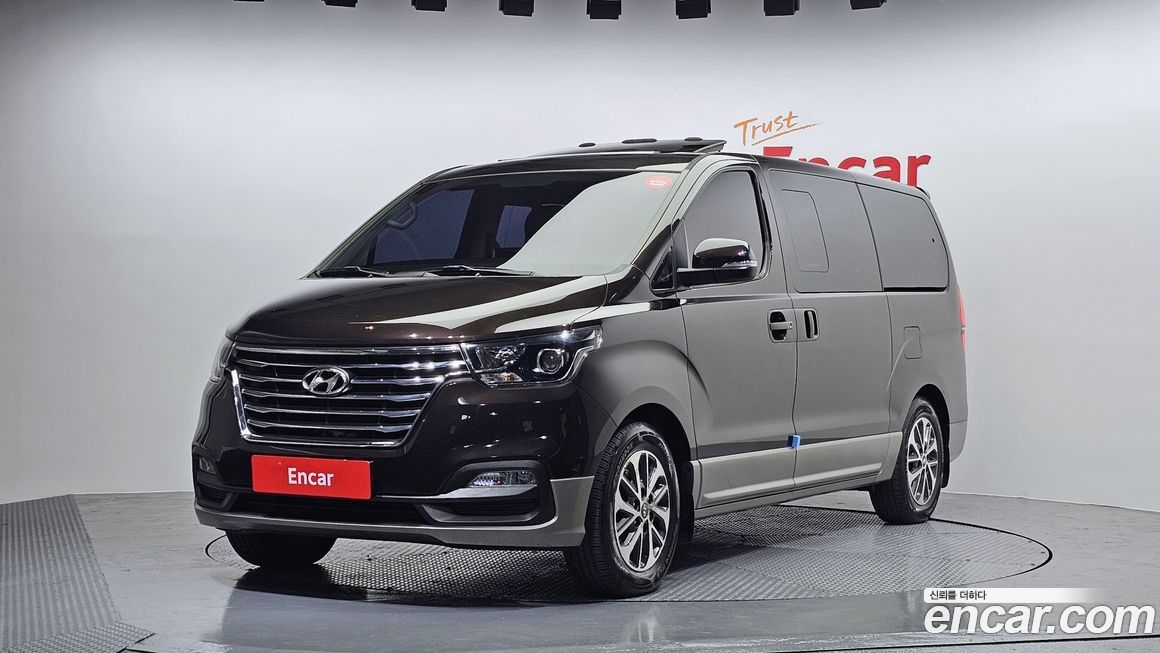 Hyundai Starex 2018