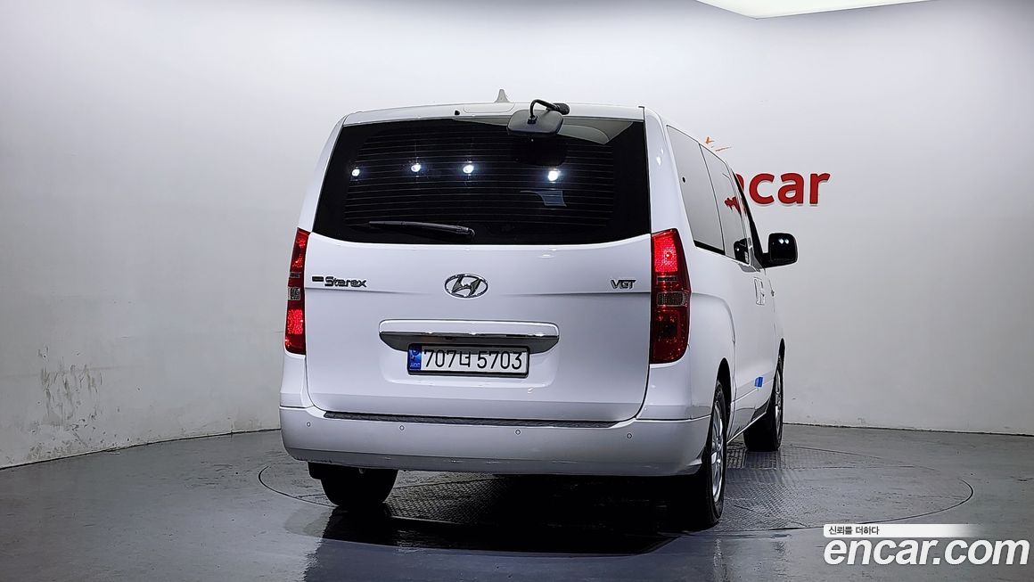 Hyundai Starex 2019