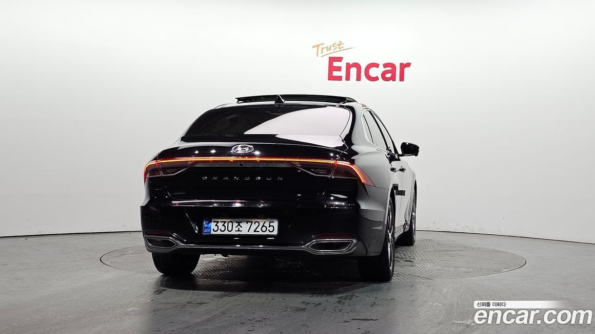 Hyundai Grandeur 2022