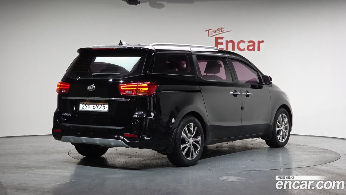 Kia Canival 2019