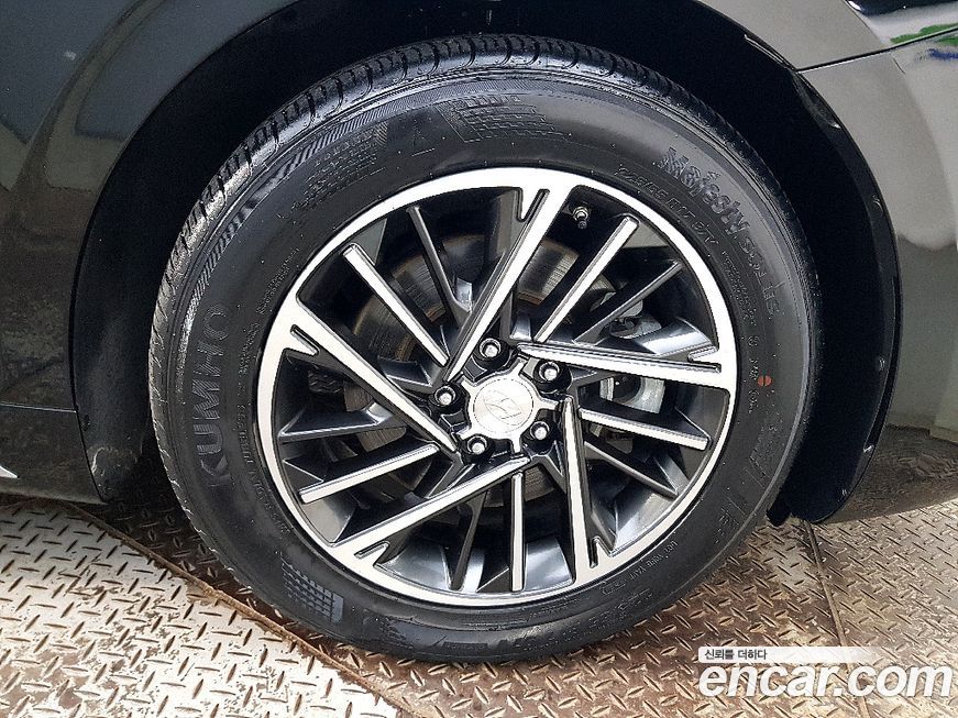 Hyundai Grandeur 2021