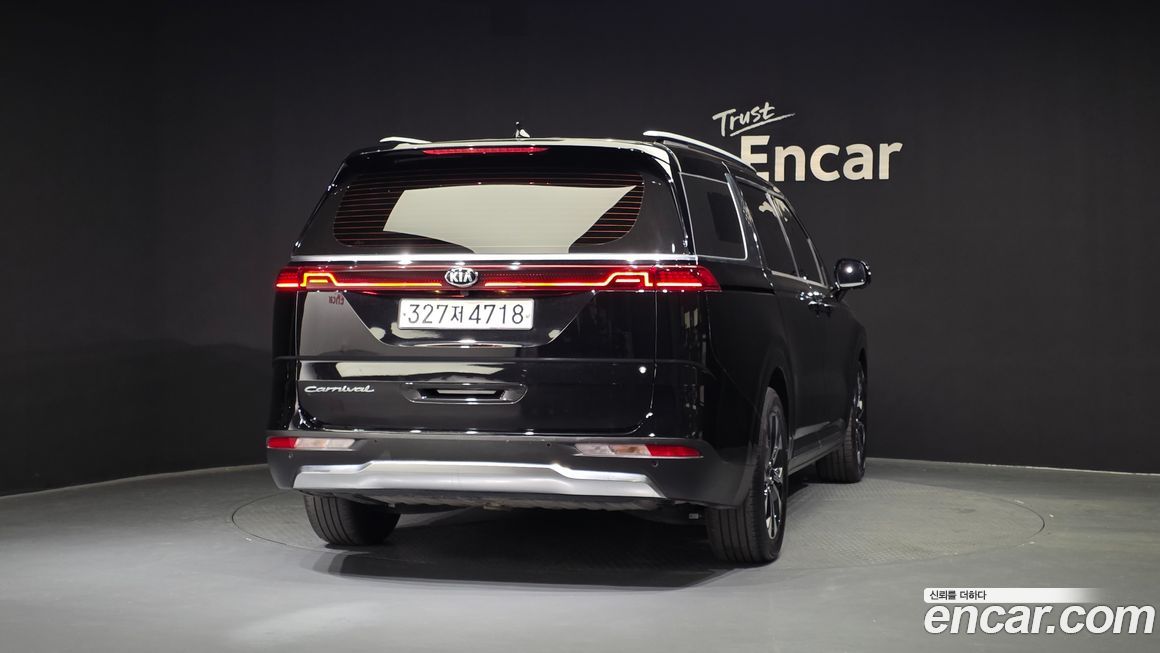 Kia Canival 2021