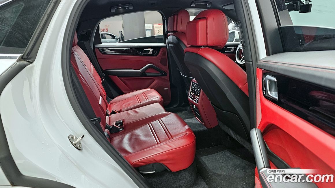 Porsche Cayenne 2020