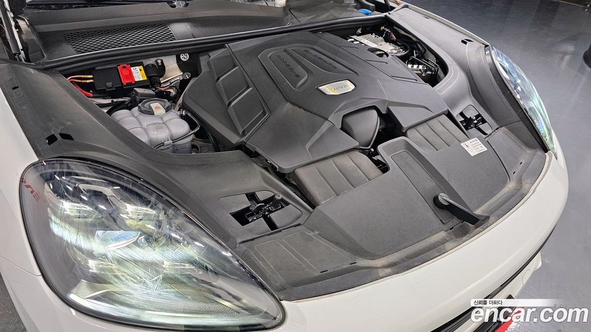 Porsche Cayenne 2020