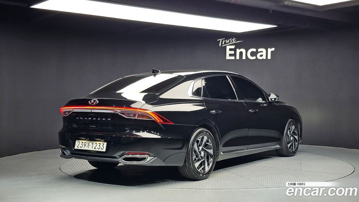 Hyundai Grandeur 2022