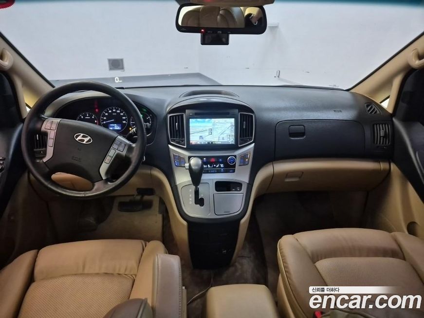 Hyundai Starex 2016