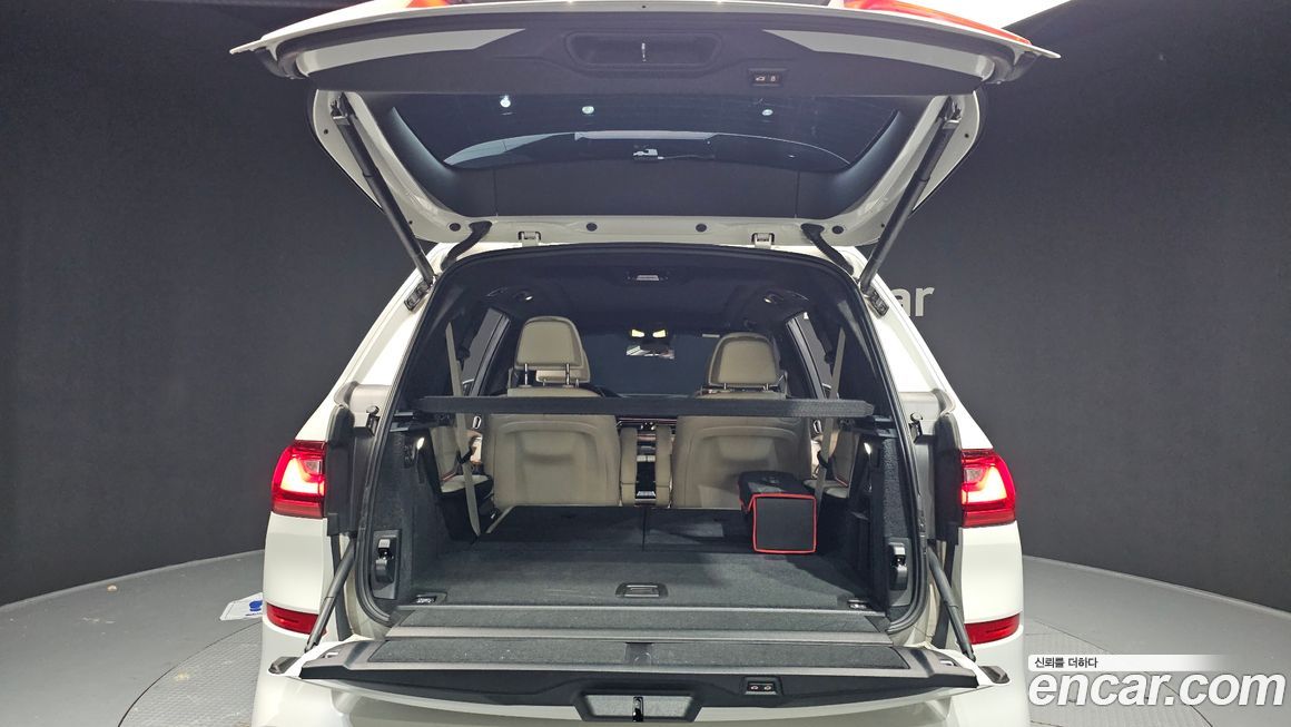 BMW X7 2022