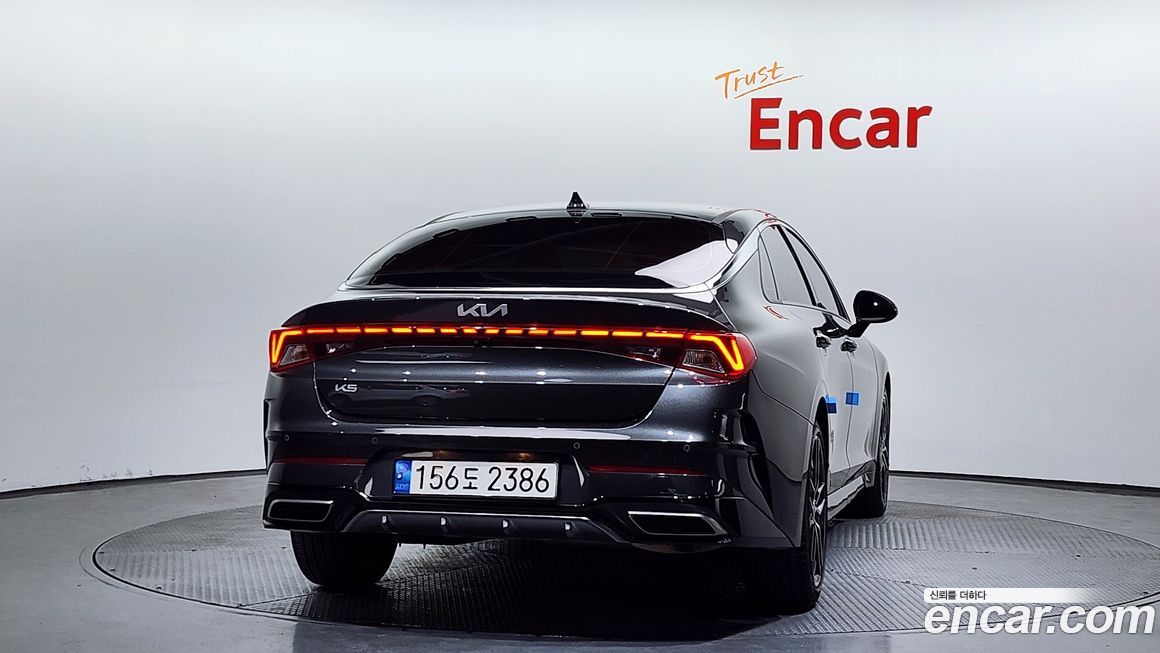 Kia K5 2023