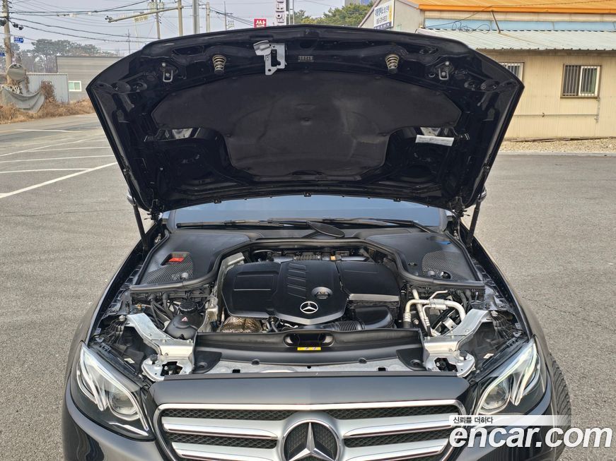 Mercedes-Benz E-Class 2018
