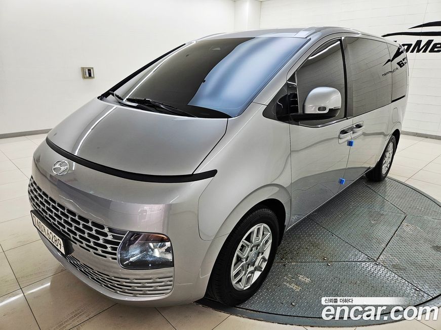Hyundai Staria 2023