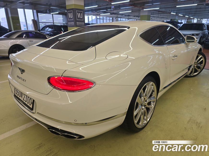 Bentley Continental 2020