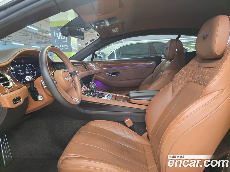 Bentley Continental 2020