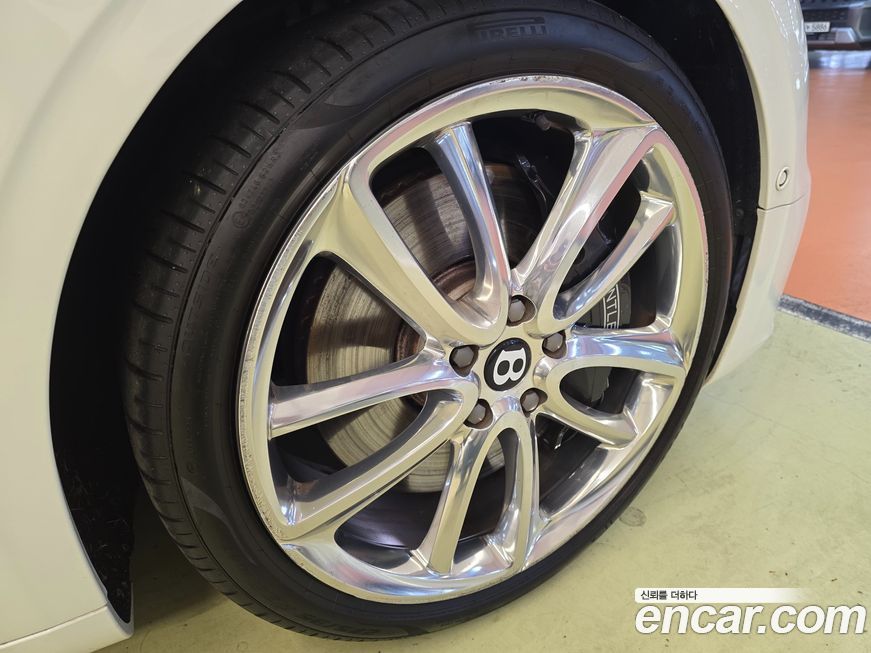 Bentley Continental 2020