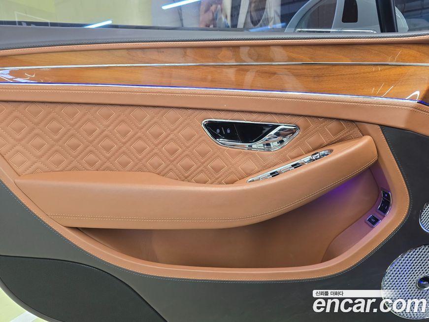 Bentley Continental 2020