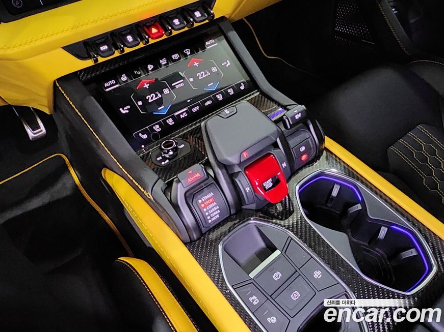 Lamborghini Urus 2025