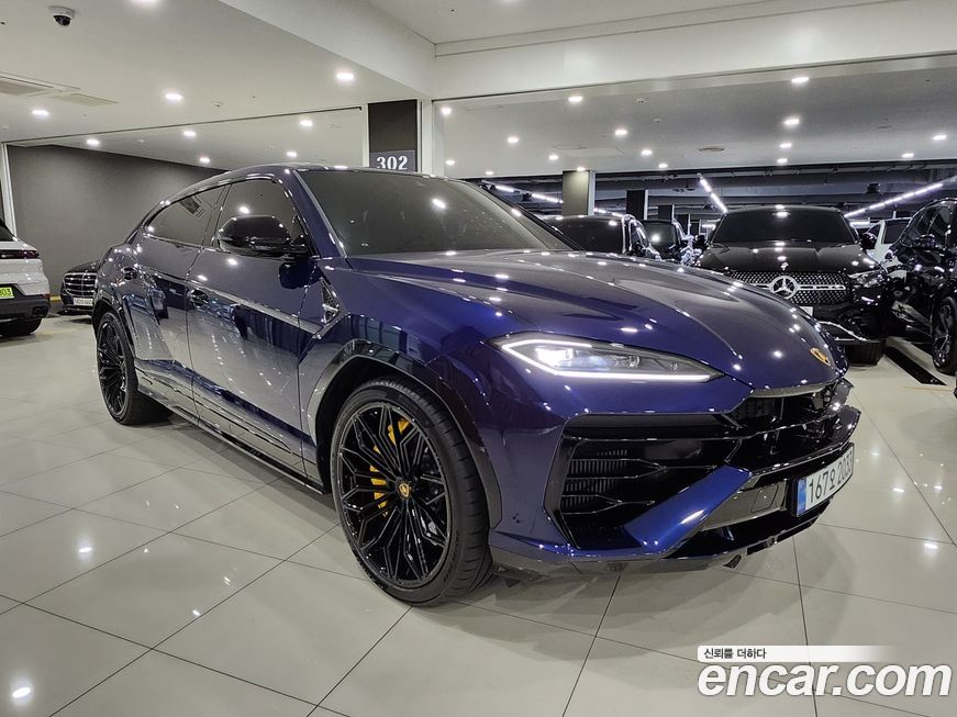 Lamborghini Urus 2025