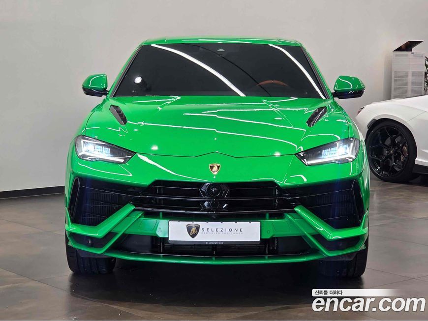 Lamborghini Urus 2023