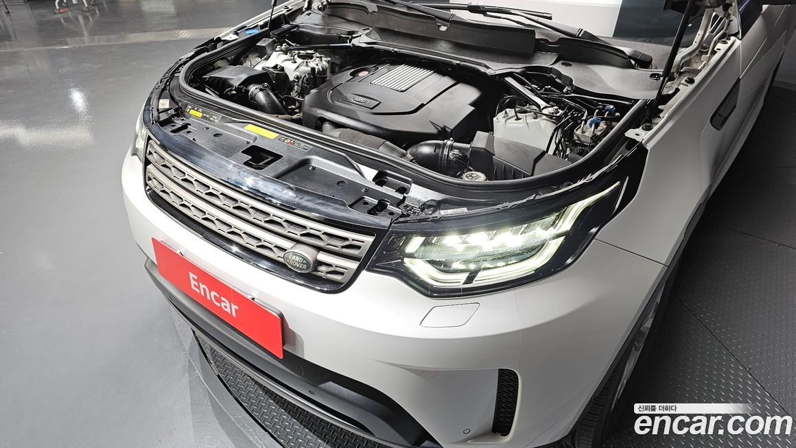 Land Rover Discovery 2019