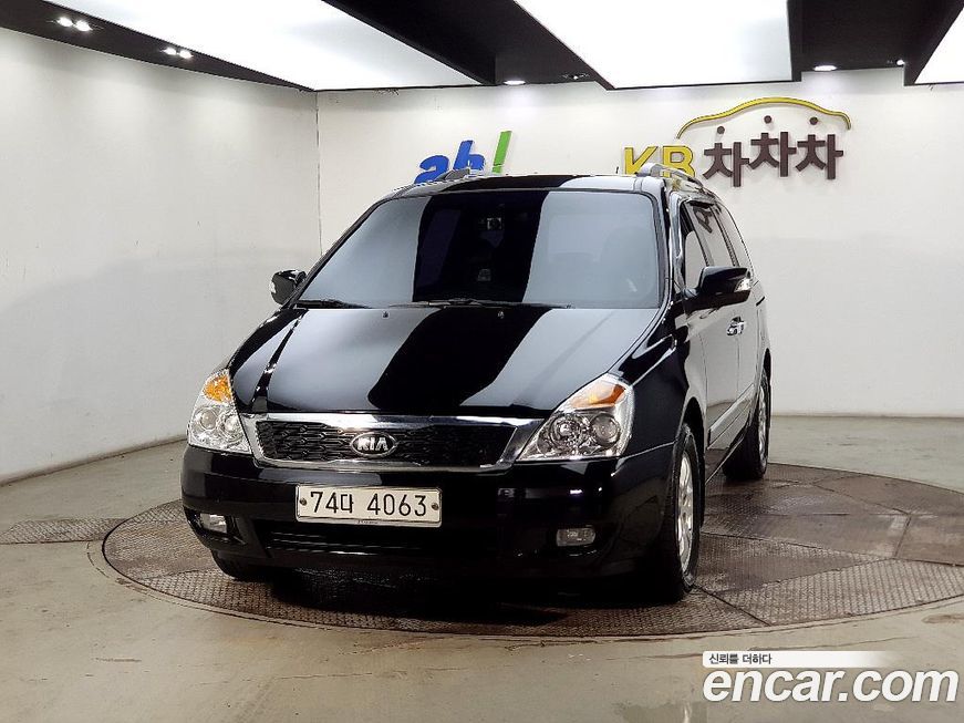 Kia Canival 2013