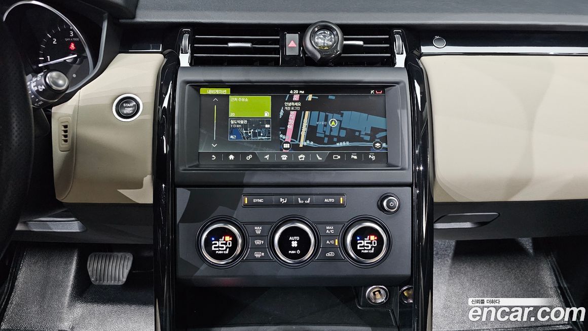 Land Rover Discovery 2019