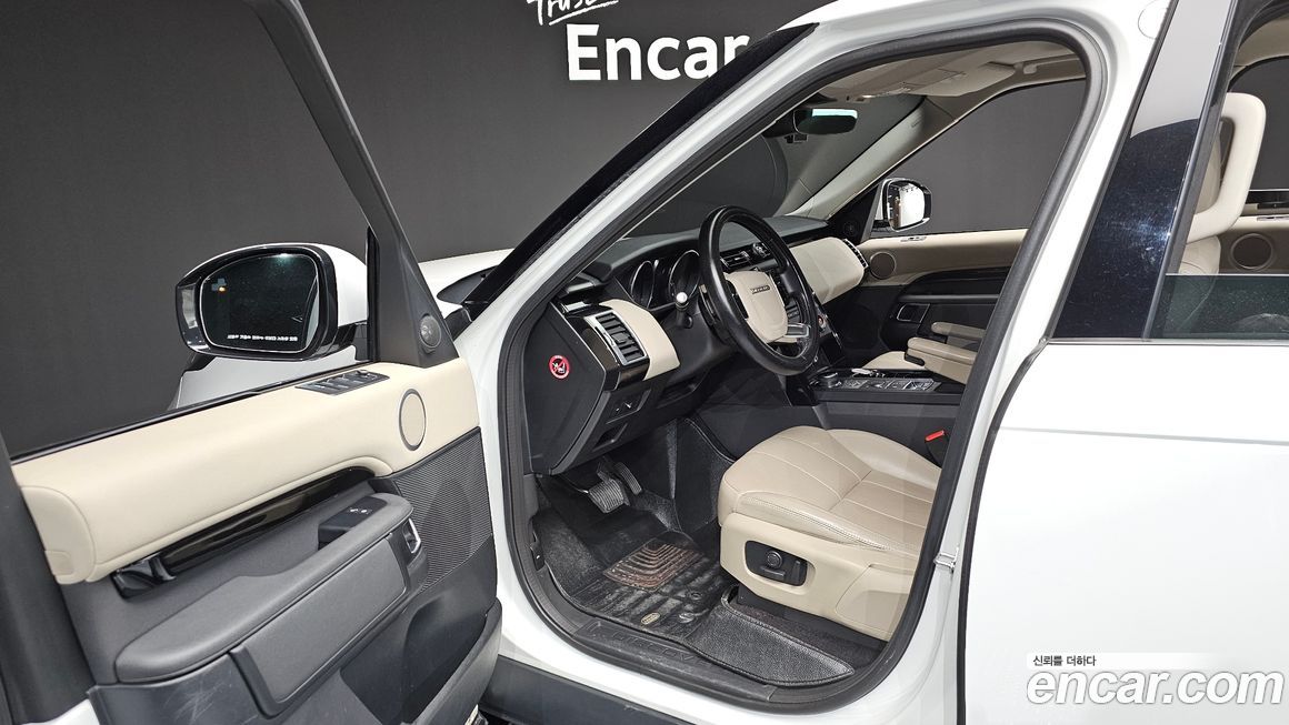 Land Rover Discovery 2019