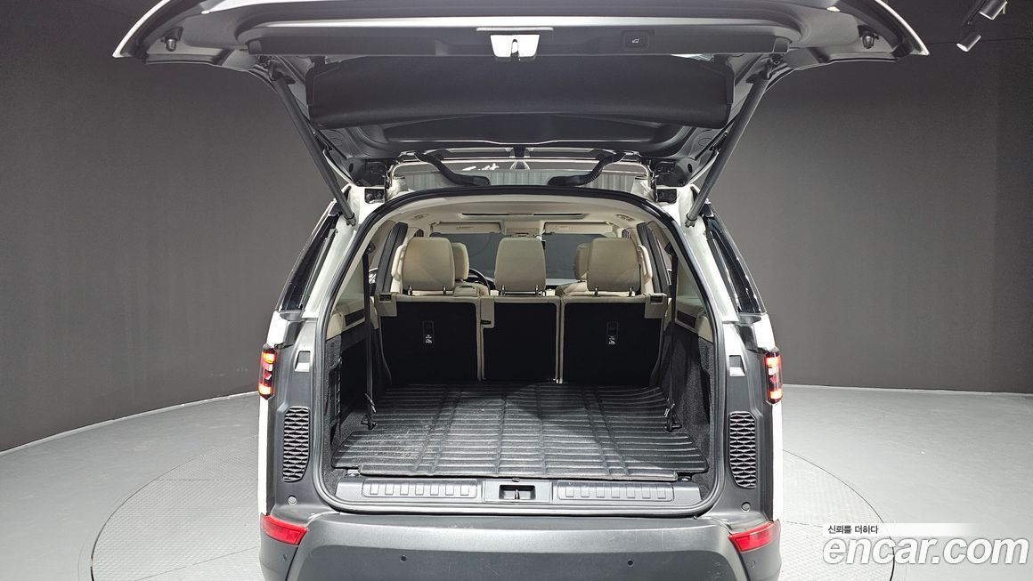 Land Rover Discovery 2019