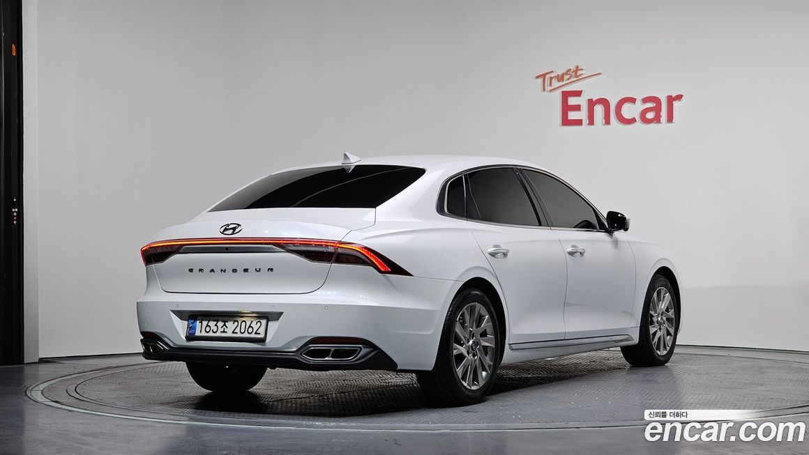 Hyundai Grandeur 2021