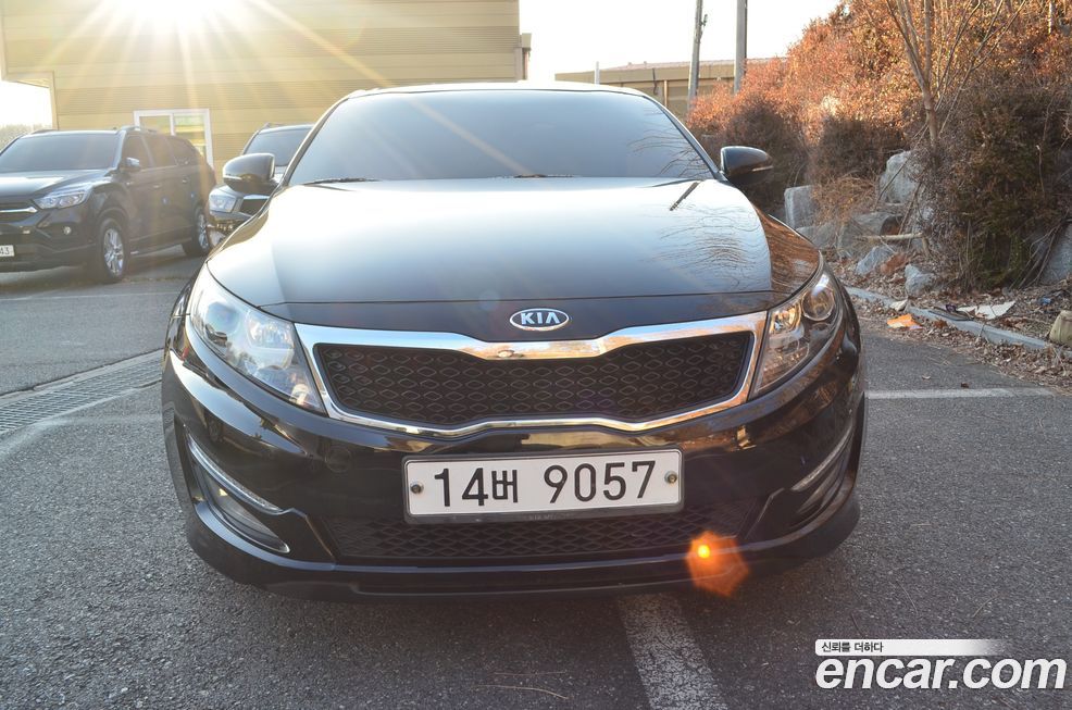 Kia K5 2011