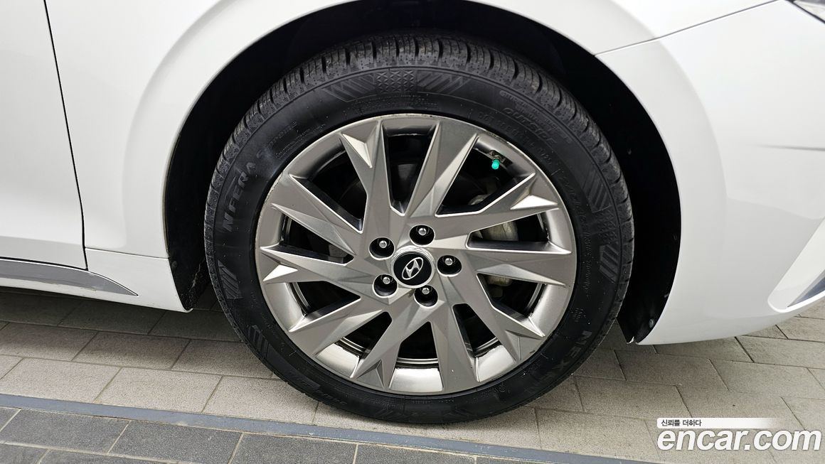 Hyundai Grandeur 2021