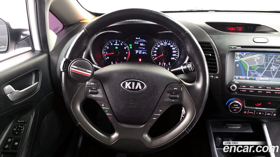 Kia K3 2015