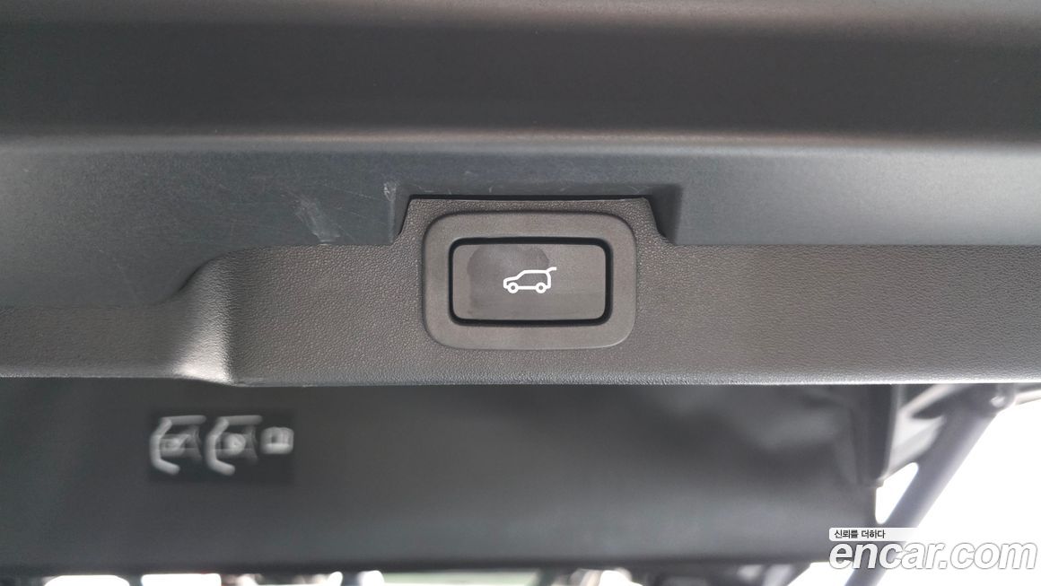 Land Rover Discovery 2018