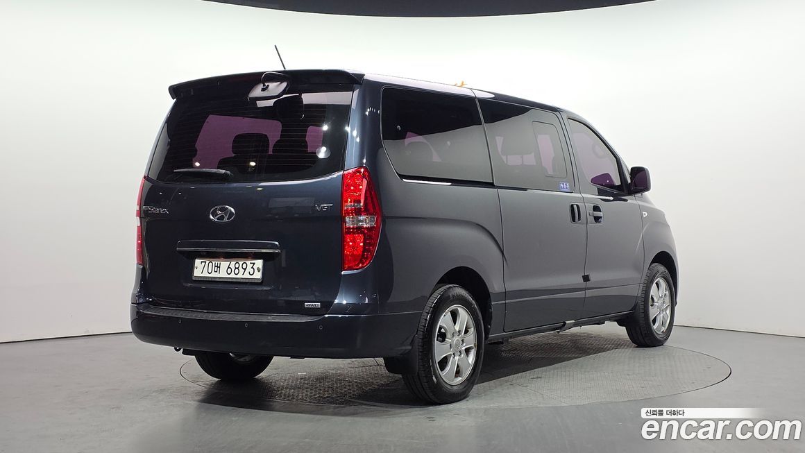 Hyundai Starex 2018