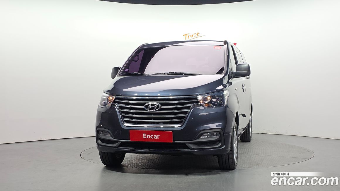 Hyundai Starex 2018