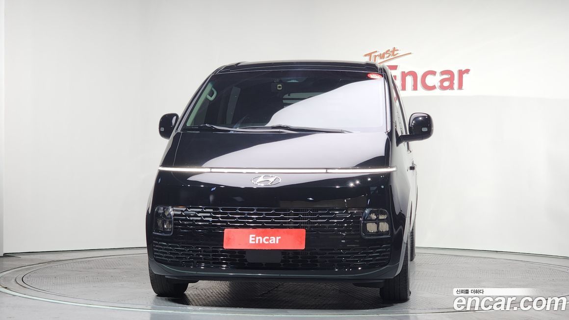 Hyundai Staria 2023