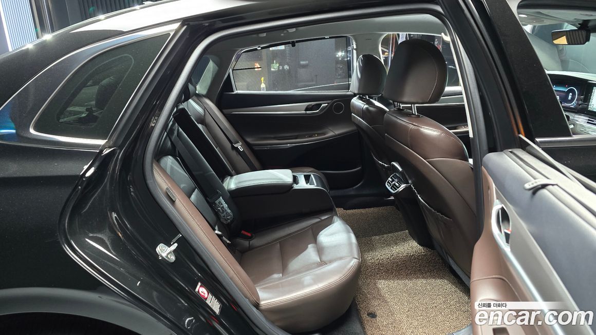 Hyundai Grandeur 2021