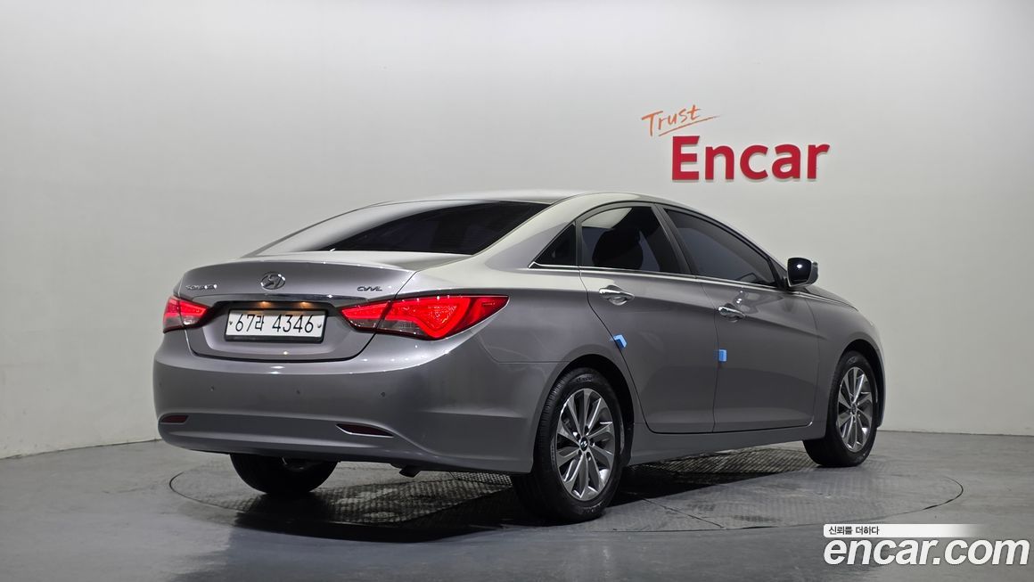 Hyundai Sonata 2013