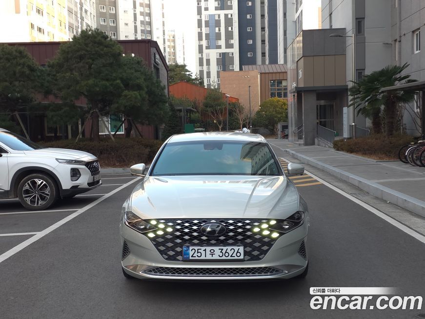 Hyundai Grandeur 2021